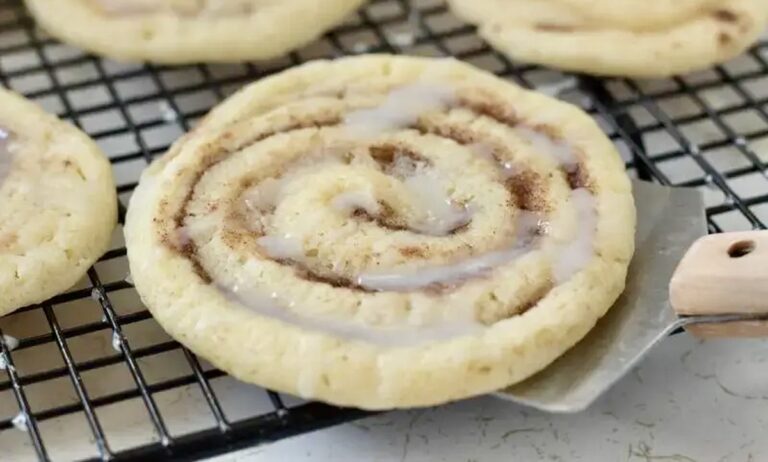 Cinnamon Roll Sugar Cookies Recipe
