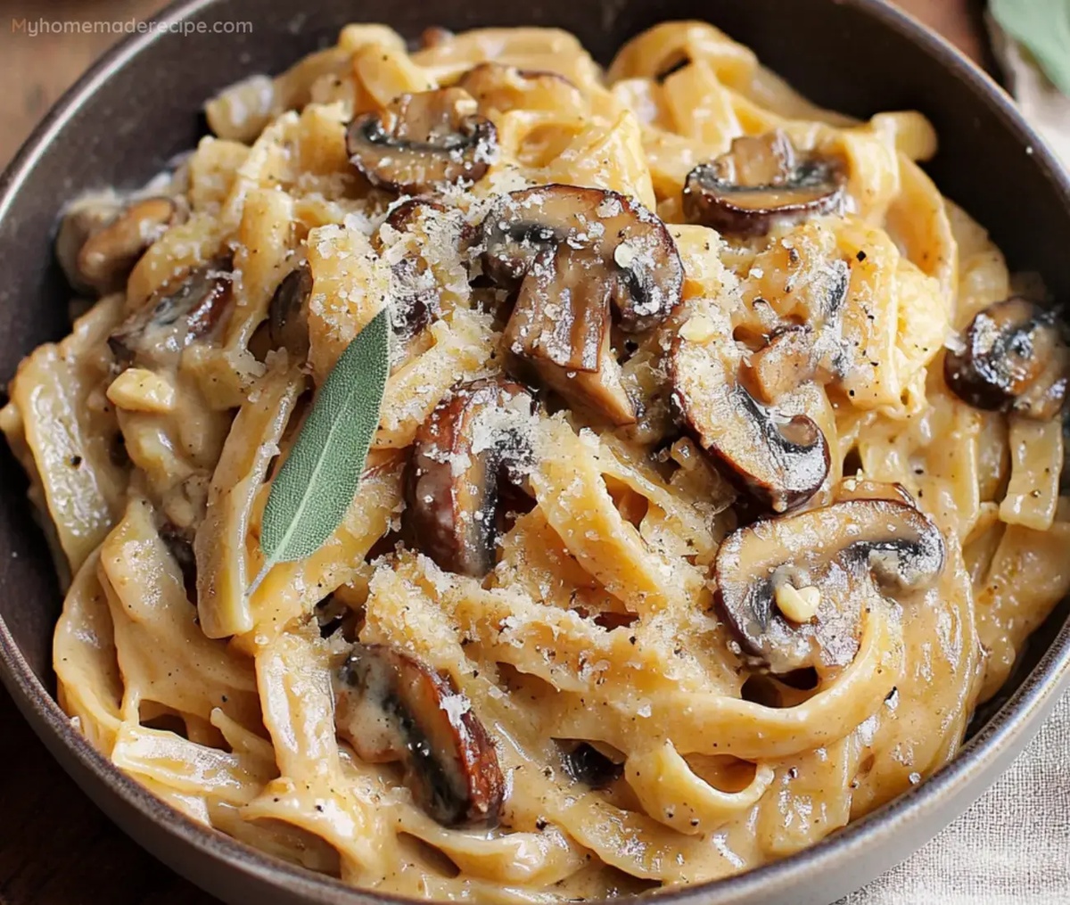 Storing and Reheating Salmon Pasta Without Losing Quality