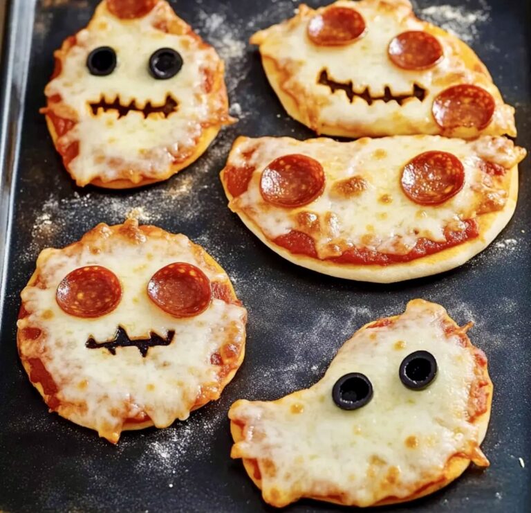 Mini Halloween Pizza Recipe