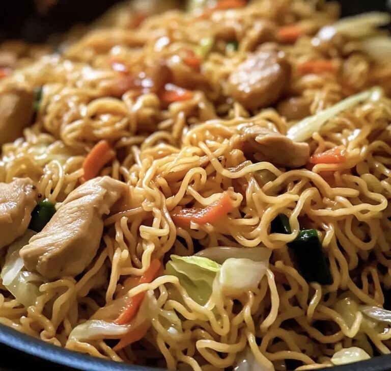 Quick and Easy Chow Mein Noodles with Chicken Recipe