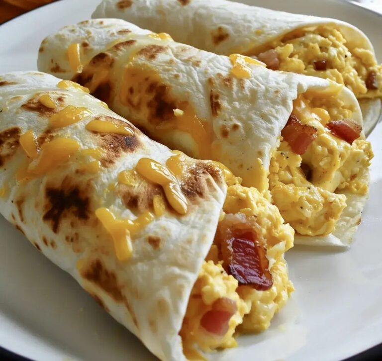 Easy Bacon Egg and Cheese Breakfast Burritos Recipe