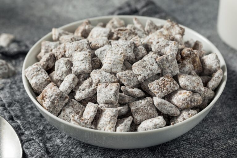 Pistachio Puppy Chow Recipe