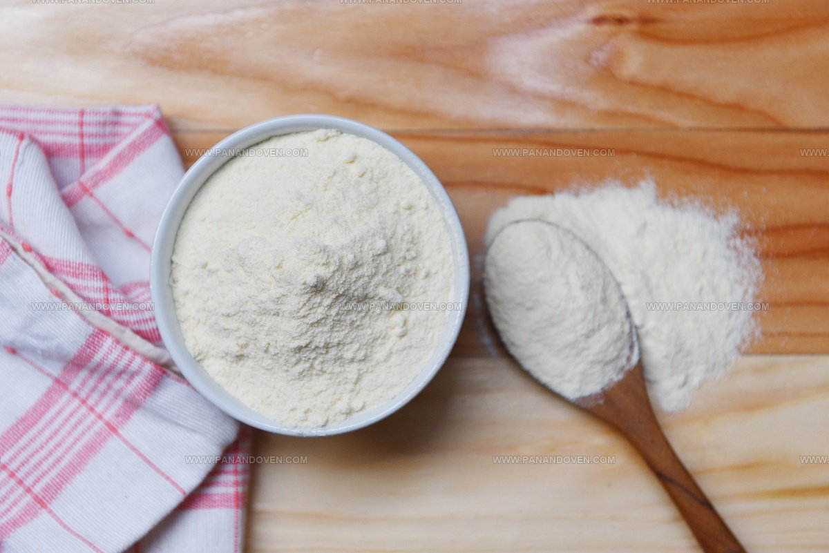 3 Dry Milk Replacements for Baking Bread Recipes