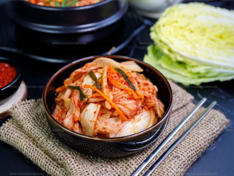 Kimchi or Sauerkraut: Fermented Favorites Face Off