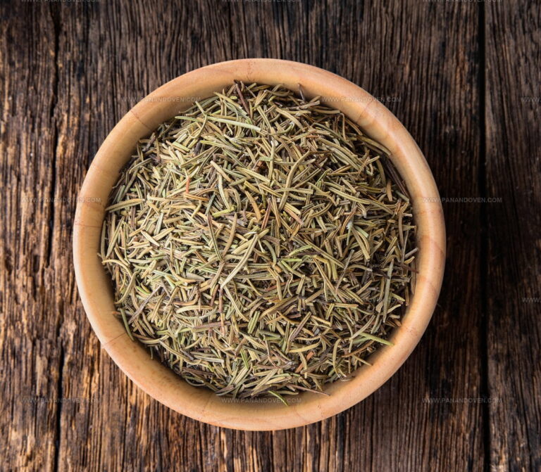 4 Rosemary Alternatives That Add Herbaceous Notes